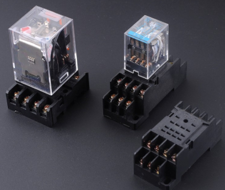 电磁继电器 电磁继电器